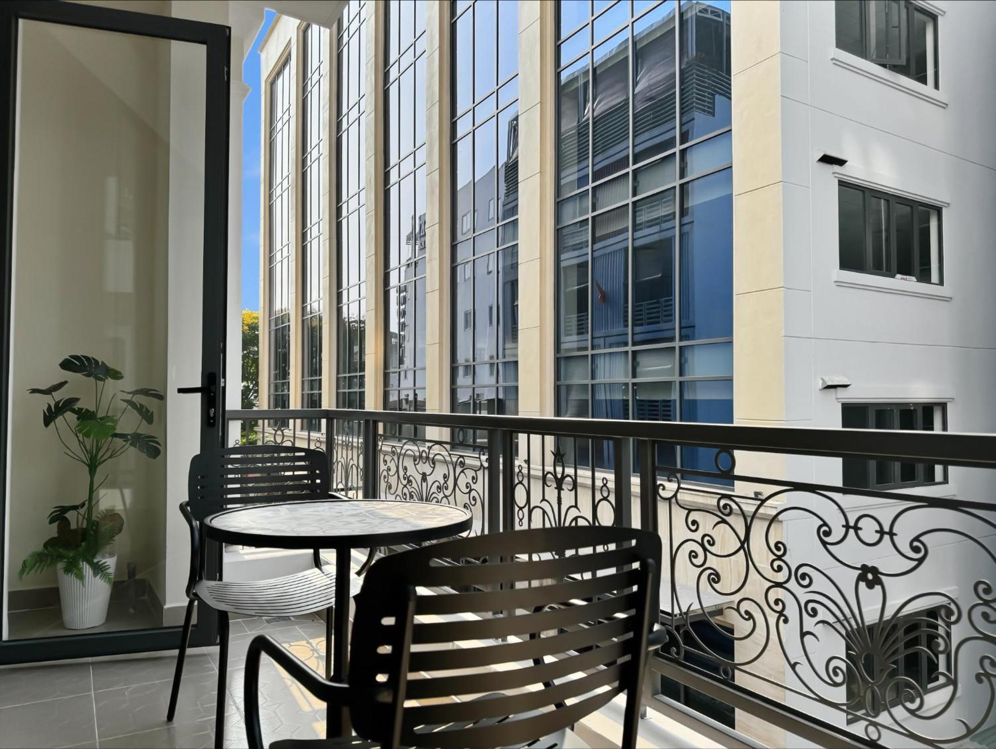 Newhome Luxury Apartment Хошимин Екстериор снимка